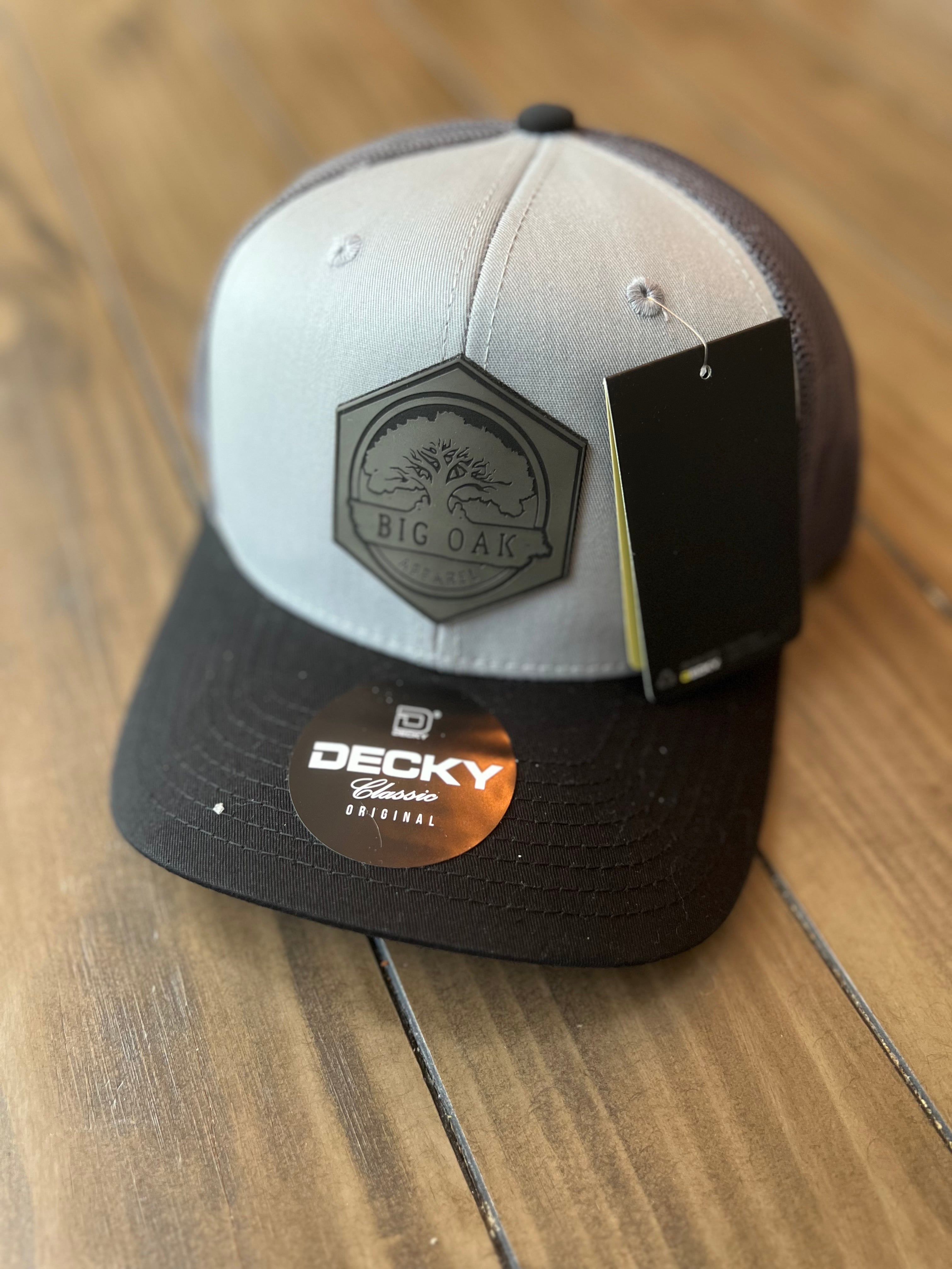 Gray / Charcoal Decky hat with green Hexagon big oak patch
