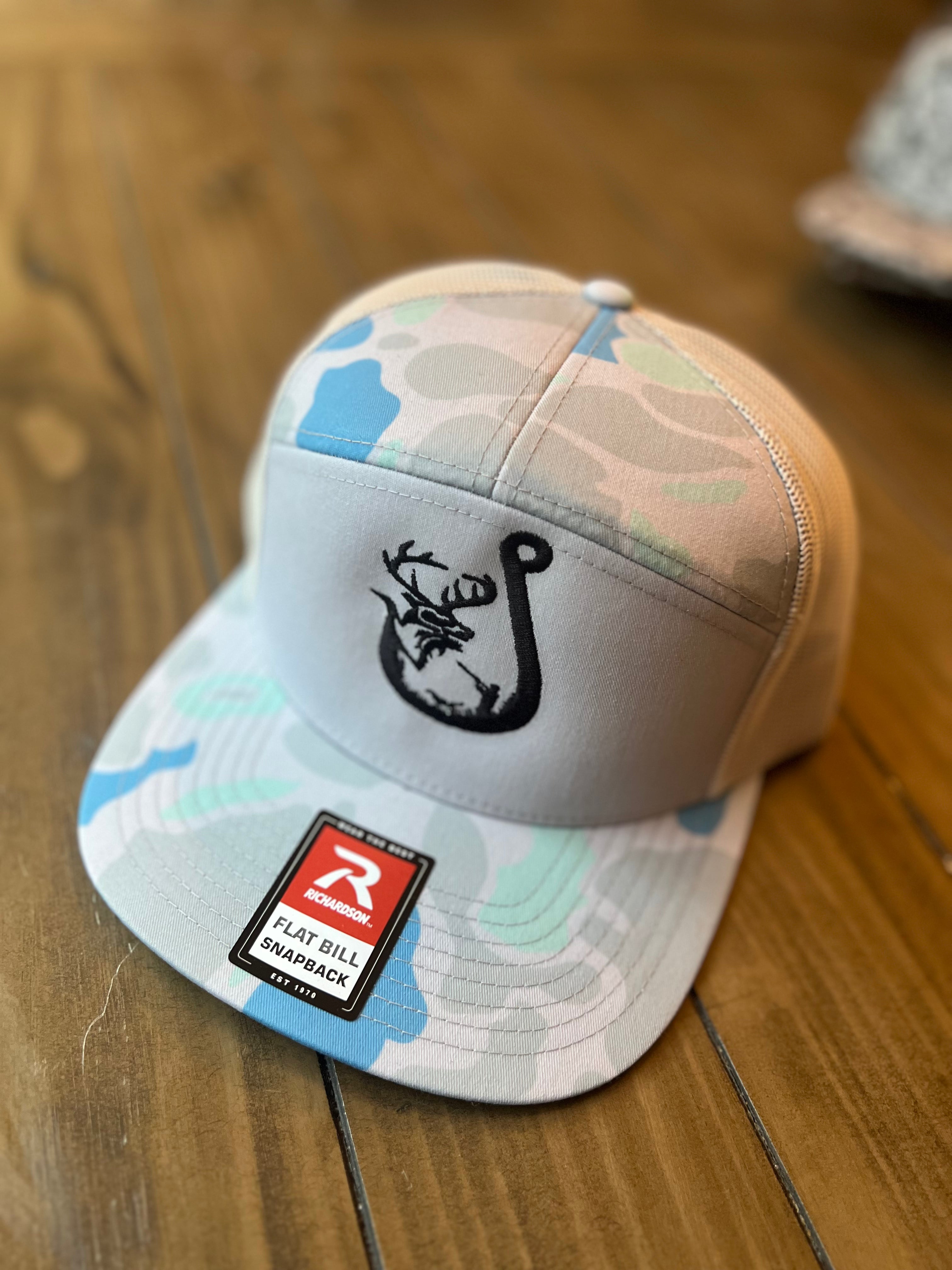 Saltwater Camo 7 Panel Hook